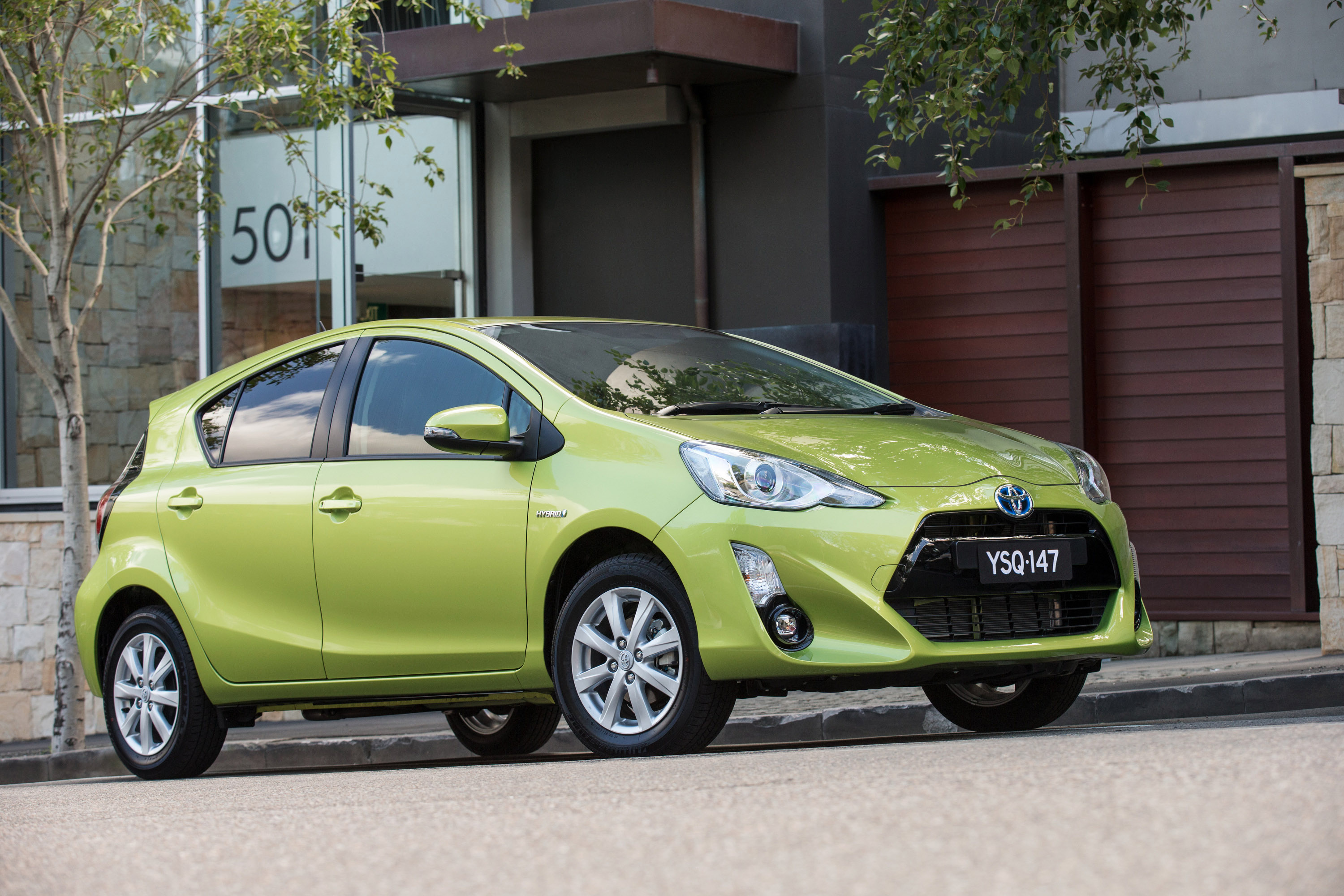 Toyota aqua. Toyota Aqua 2015. Toyota Prius c / Aqua. Toyota Prius c 2015. Тойота Аква гибрид.